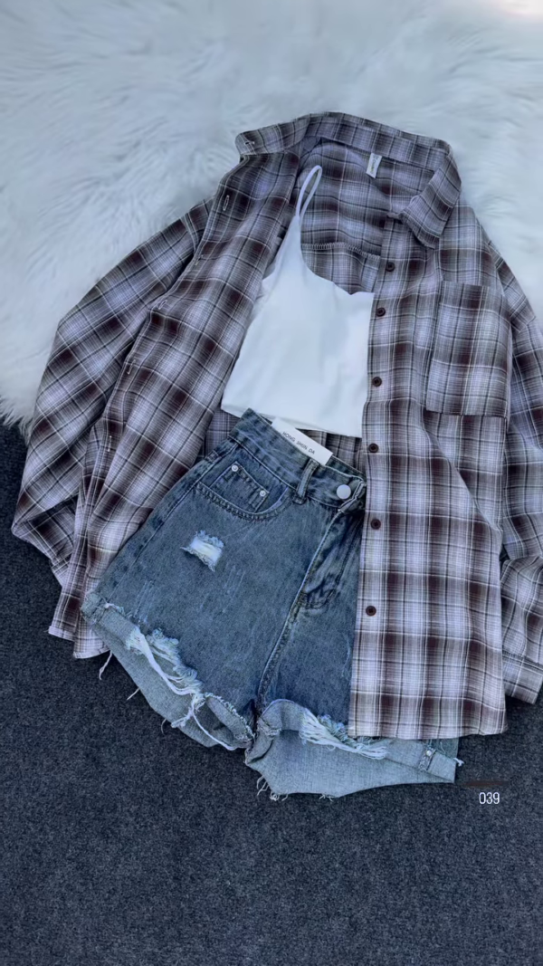 1101-3.png Plaid Oversized Shirt with Ripped Denim Shorts – Casual Street Style Combo for Women