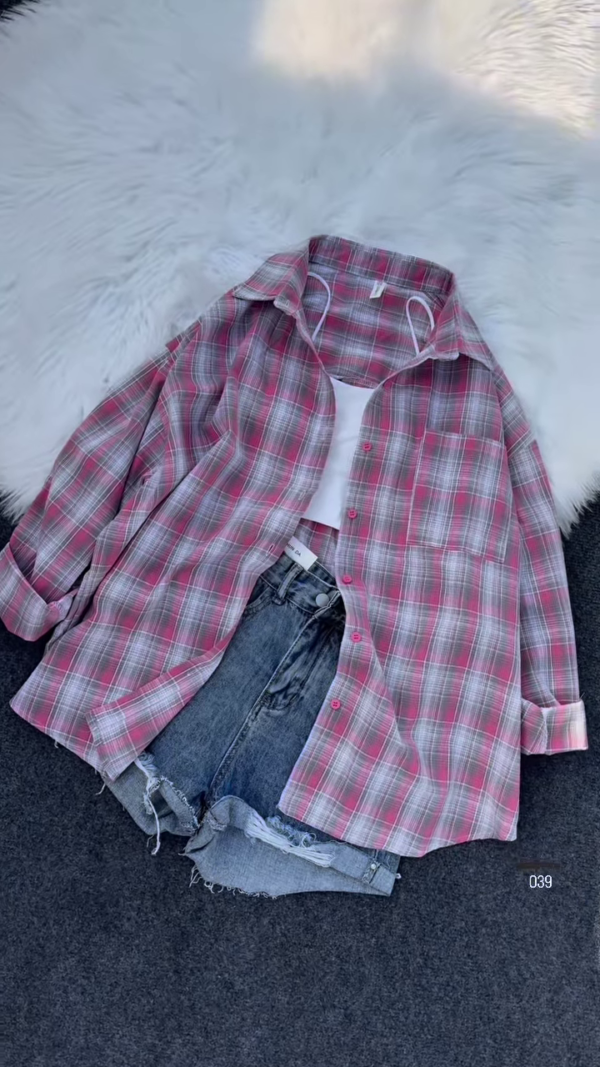 1101-4.png Plaid Oversized Shirt with Ripped Denim Shorts – Casual Street Style Combo for Women