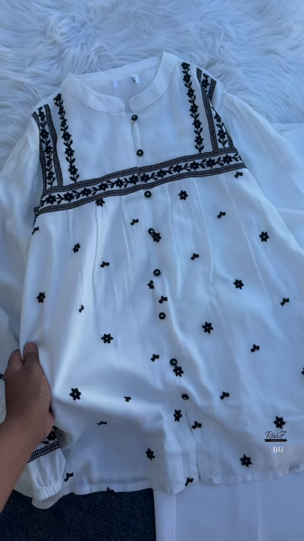 1103-1.png White Floral Embroidered Kurta Set with Wide-Leg Trousers – Elegant Indo-Western Fusion for Everyday Grace