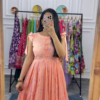 Women’s Light Green Tiered Ruffle Dress – Summer Casualwear with Mirror Portrait Styling