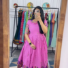 Women’s Light Green Tiered Ruffle Dress – Summer Casualwear with Mirror Portrait Styling