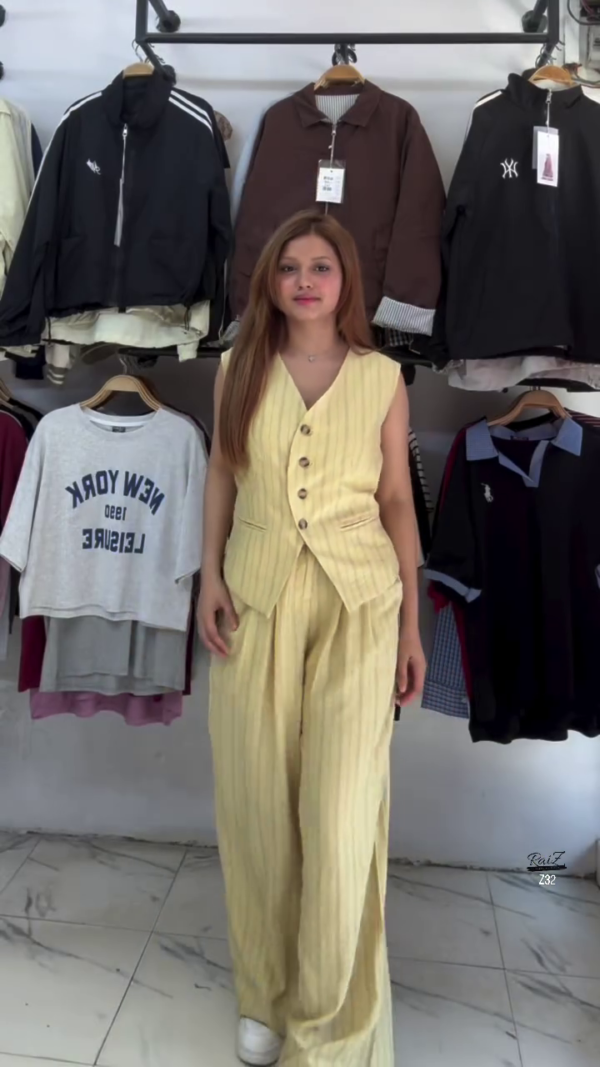 562-3.png White Striped Co-ord Set with Sleeveless Vest & Wide-Leg Pants