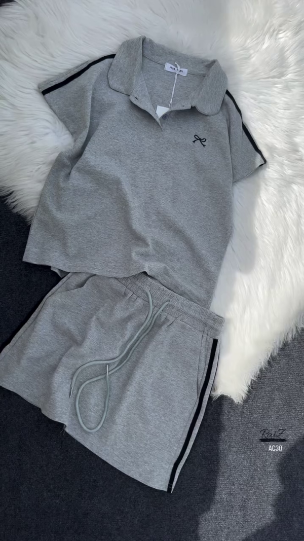 574-2.png Women’s Black Polo Collar T-Shirt & Striped Shorts Co-ord Set