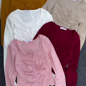 Women’s Ruched Button-Front Long Sleeve Crop Top