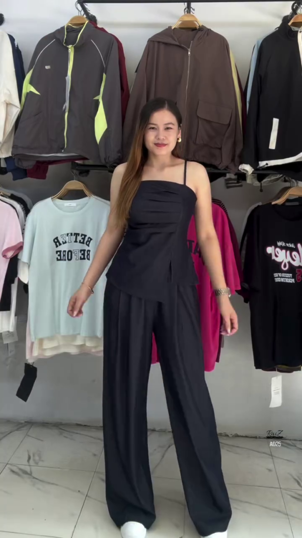 Women’s Elegant Two-Piece Wide-Leg Pant Set