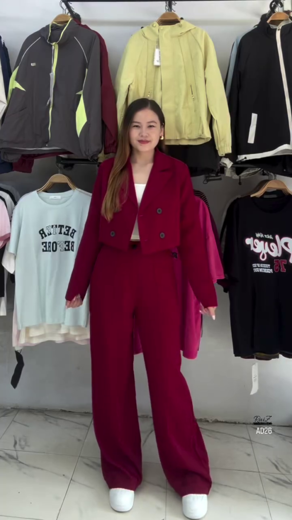 Women’s Classic White Cropped Blazer & High-Waist Pant Set
