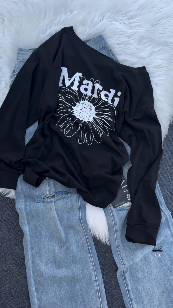 602-2.png Women’s Graphic “Mardi” Floral Print Sweatshirt