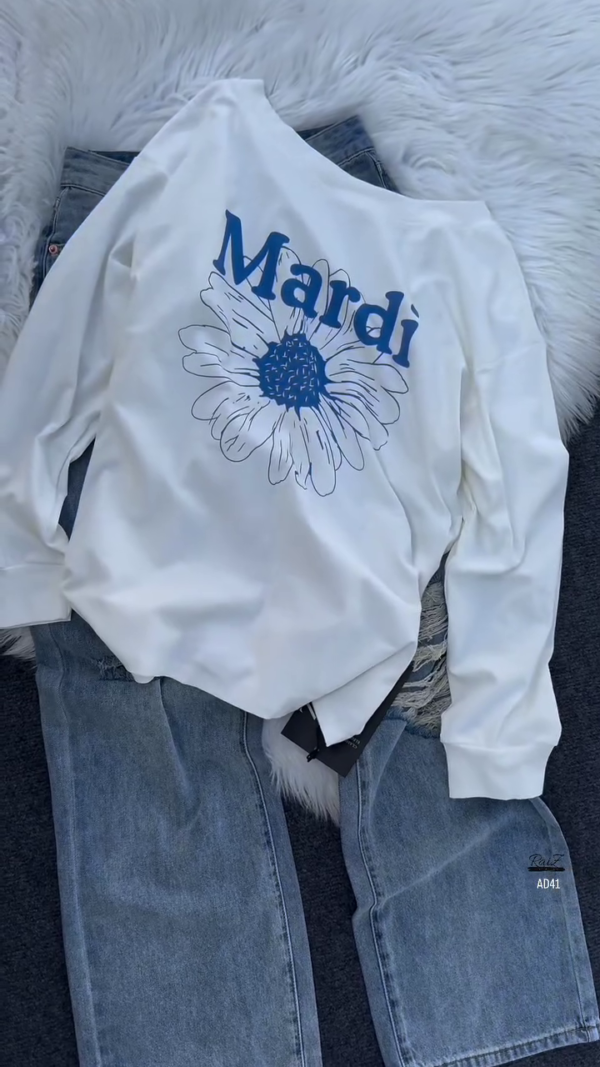 602-3.png Women’s Graphic “Mardi” Floral Print Sweatshirt