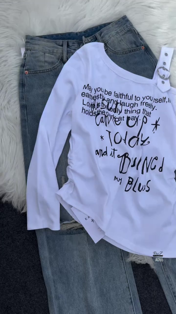 White Graphic Long-Sleeve Top & Washed Blue Denim Jeans Set