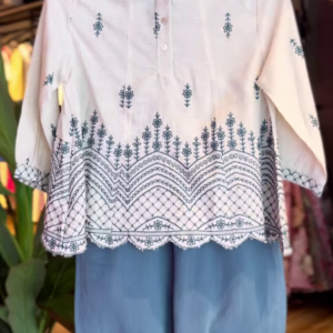 1168-2.png Women’s White Floral Embroidered Kurti with Blue Straight Pants – Boutique-Friendly Ethnic Summerwear Set