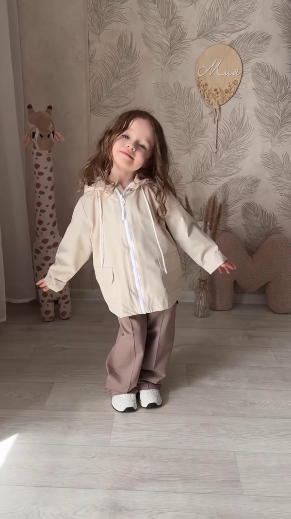 1207-7.png Kids’ Light Brown Co-Ord Set with Long Sleeves & White Sneakers – Neutral-Tone Outfit Styled with Giraffe Plush & Personalized Decor