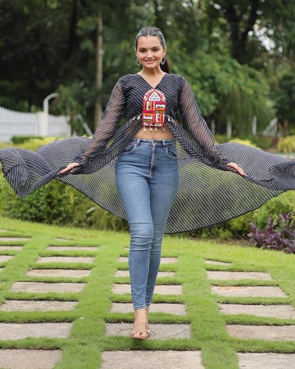 135_b6c5231f-beda-4fac-845e-f5624dd833e7-1.jpg Black Color Georgette Laheriya Print Navratri Kurti