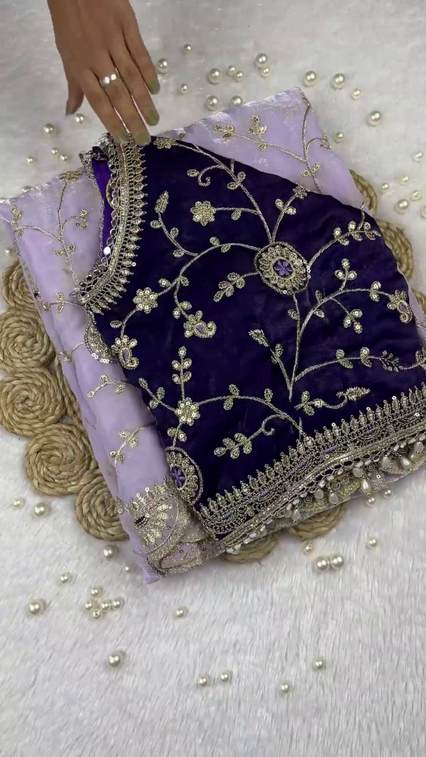 2661-1.png Royal Velvet Grape Blouse with Lilac Organza Saree Set