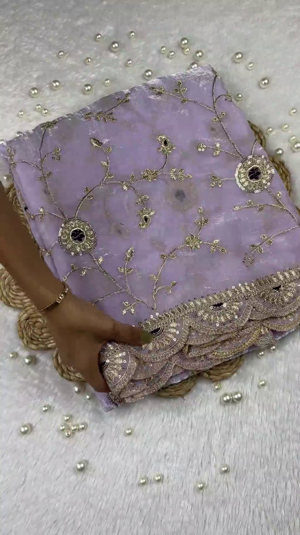 2661-3.png Royal Velvet Grape Blouse with Lilac Organza Saree Set