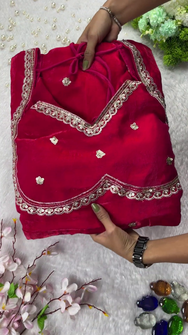 2662-1.png Majestic Rani Pink Scalloped Designer Gown