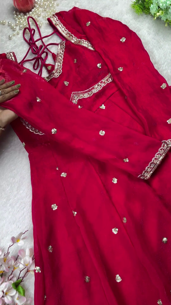 2662-2.png Majestic Rani Pink Scalloped Designer Gown