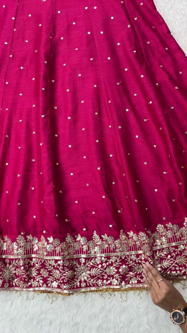 Grand Fuchsia Pink Anarkali with Floral Zari Artistry