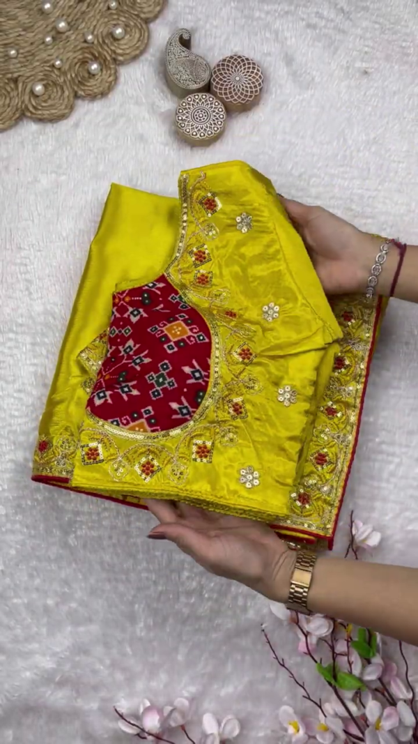 2710-4.png Sun-Kissed Yellow Patola Fusion Saree Set