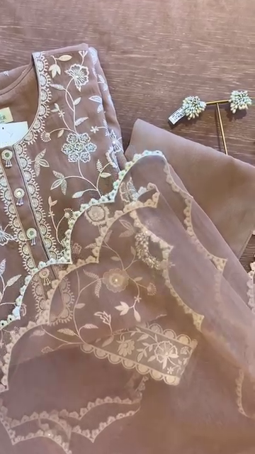 Elegant Mauve Georgette Embroidered Kurta Set with Lace Detailing & Matching Dupatta