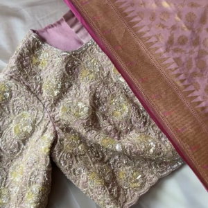 297-3.png Noorani Dusty Rose Hand-Embroidered Blouse with Jacquard Silk Dupatta