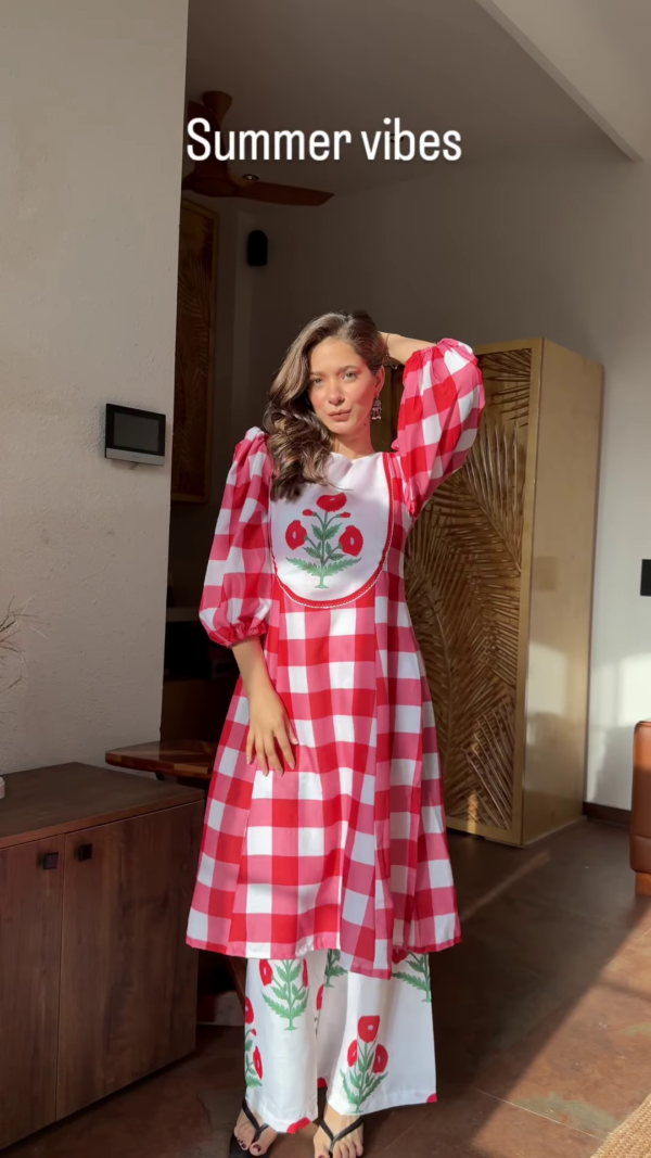 Summer Gingham: Puff-Sleeve Kurti & Floral Palazzo Set