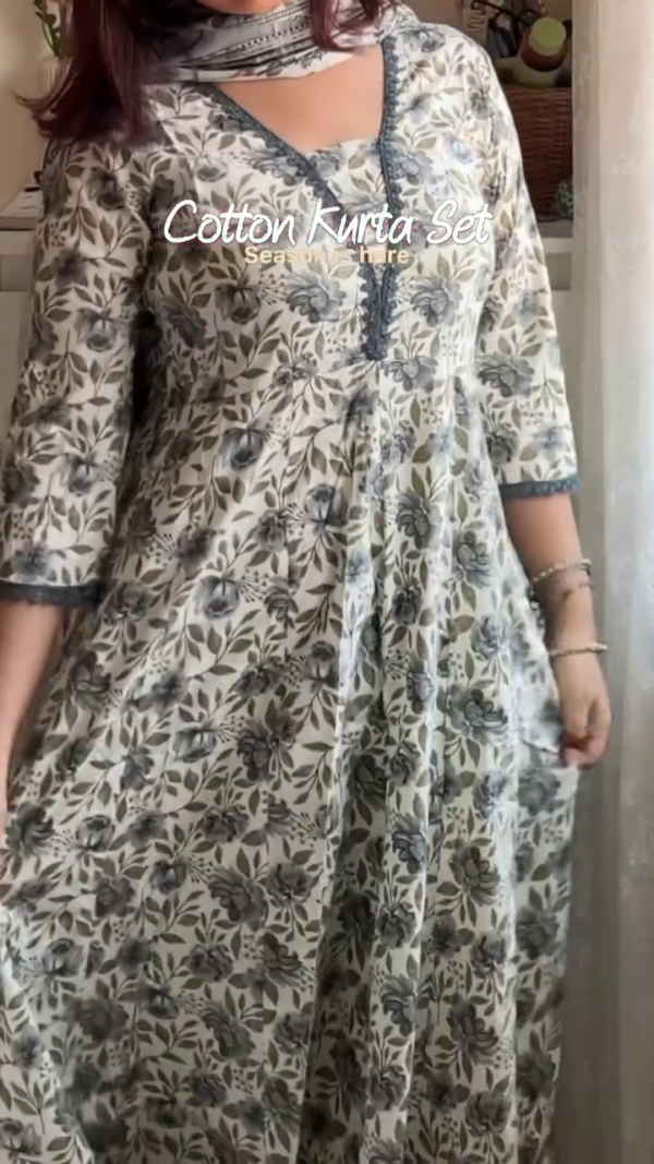 Orchid Grace: Floral Printed Cotton Alia-Cut Kurta Set
