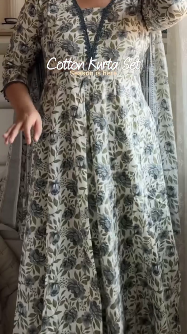 Orchid Grace: Floral Printed Cotton Alia-Cut Kurta Set